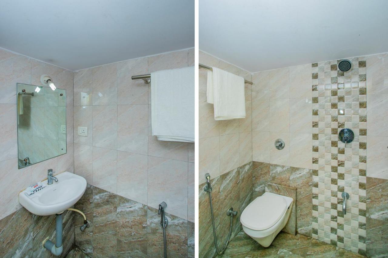העיר בנגלור Oyo 25121 Bns Lodge מראה חיצוני תמונה