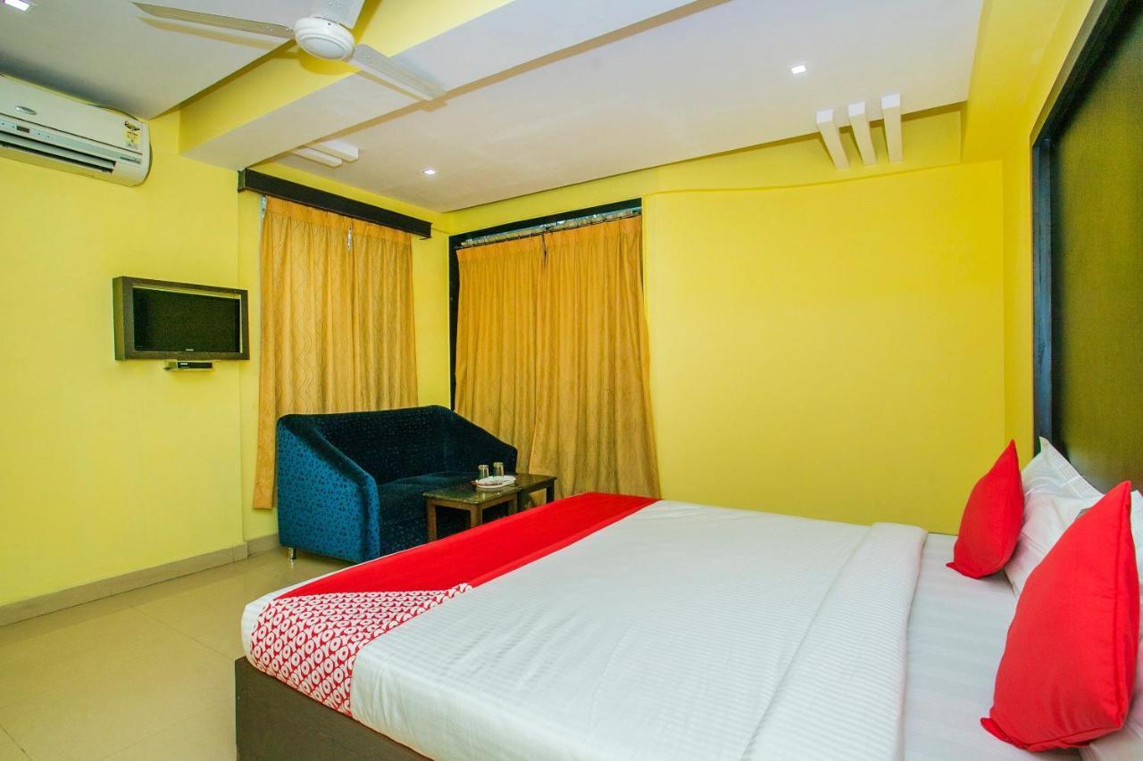 העיר בנגלור Oyo 25121 Bns Lodge מראה חיצוני תמונה