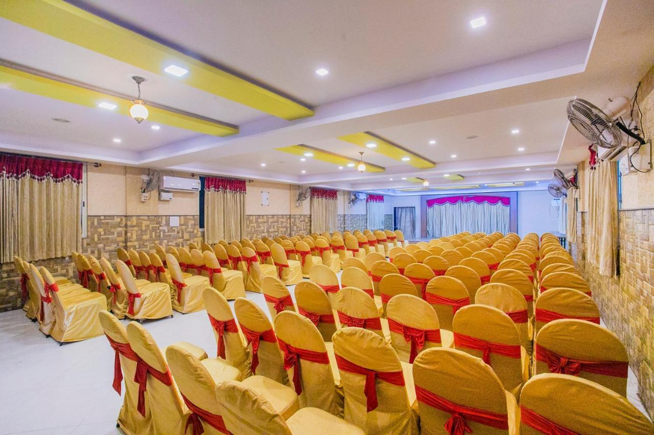 העיר בנגלור Oyo 25121 Bns Lodge מראה חיצוני תמונה